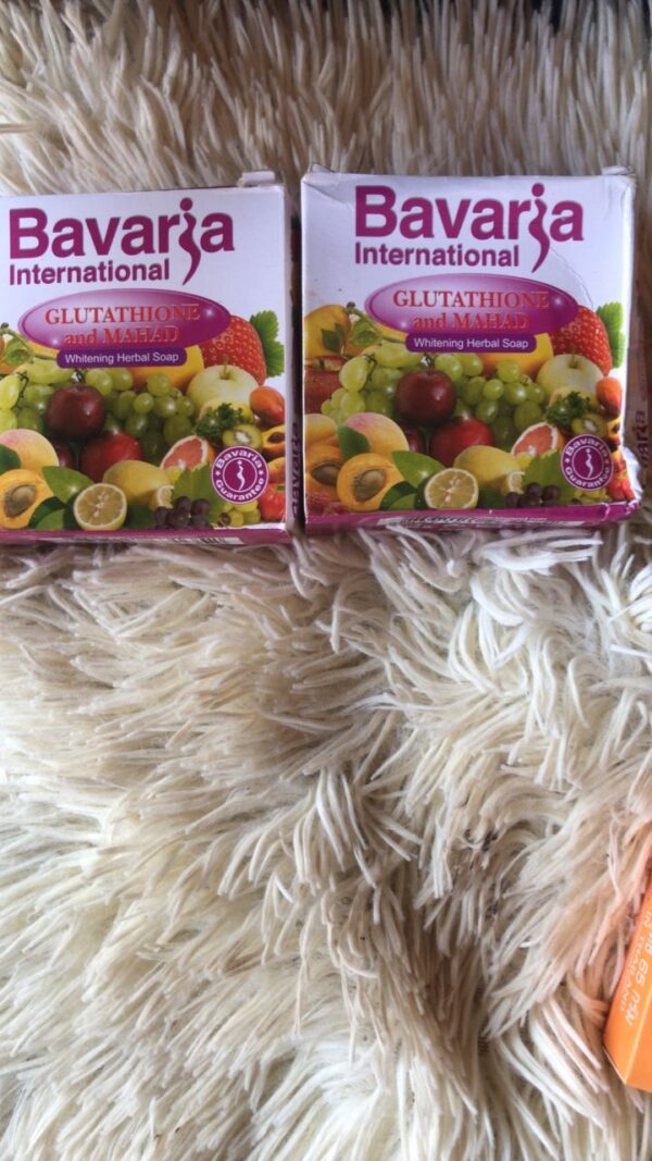 BAVARIA INTERNATIONAL GLUTATHIONE AND MAHAD WHITENING HERBAL SOAP