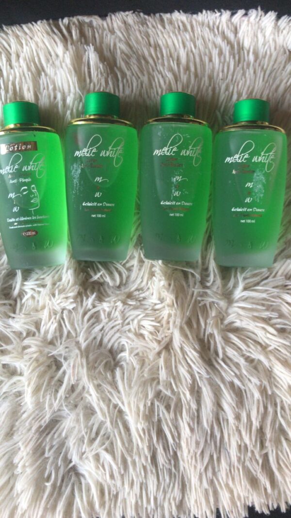 MELIE WHITE ANTI PIMPLE LOTION