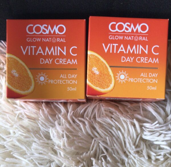 COSMO GLOW NATURAL VITAMIN C DAY CREAM