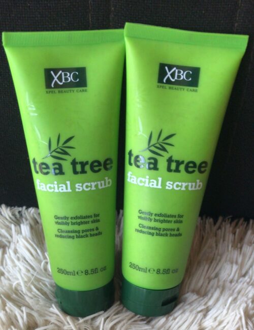 XBC TEA TREE FACIAL SCRUB
